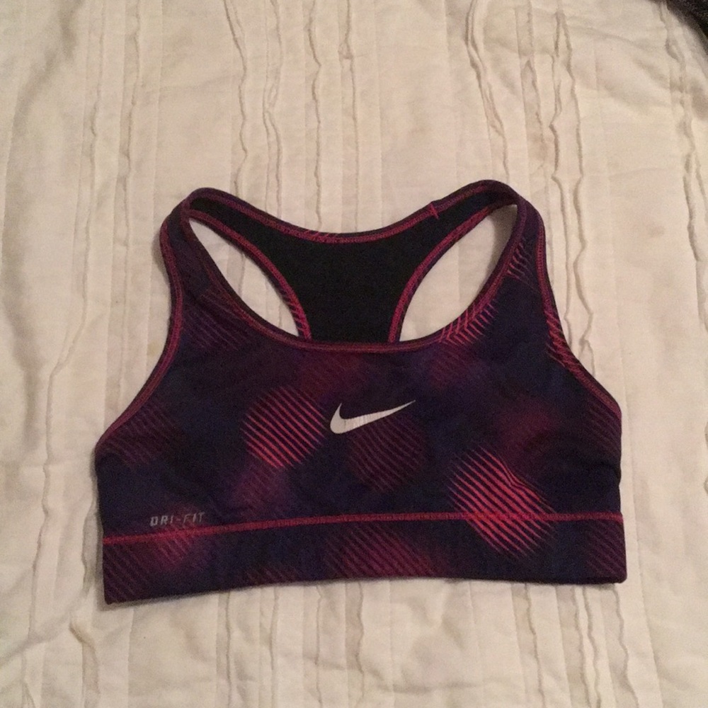 Nike polka dot dri-fit sports bra